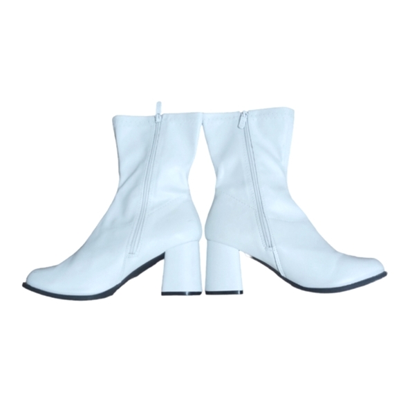 Like New Ellie White Go Go Boots Mid Calf Block Heel Size 10 - Picture 2 of 12